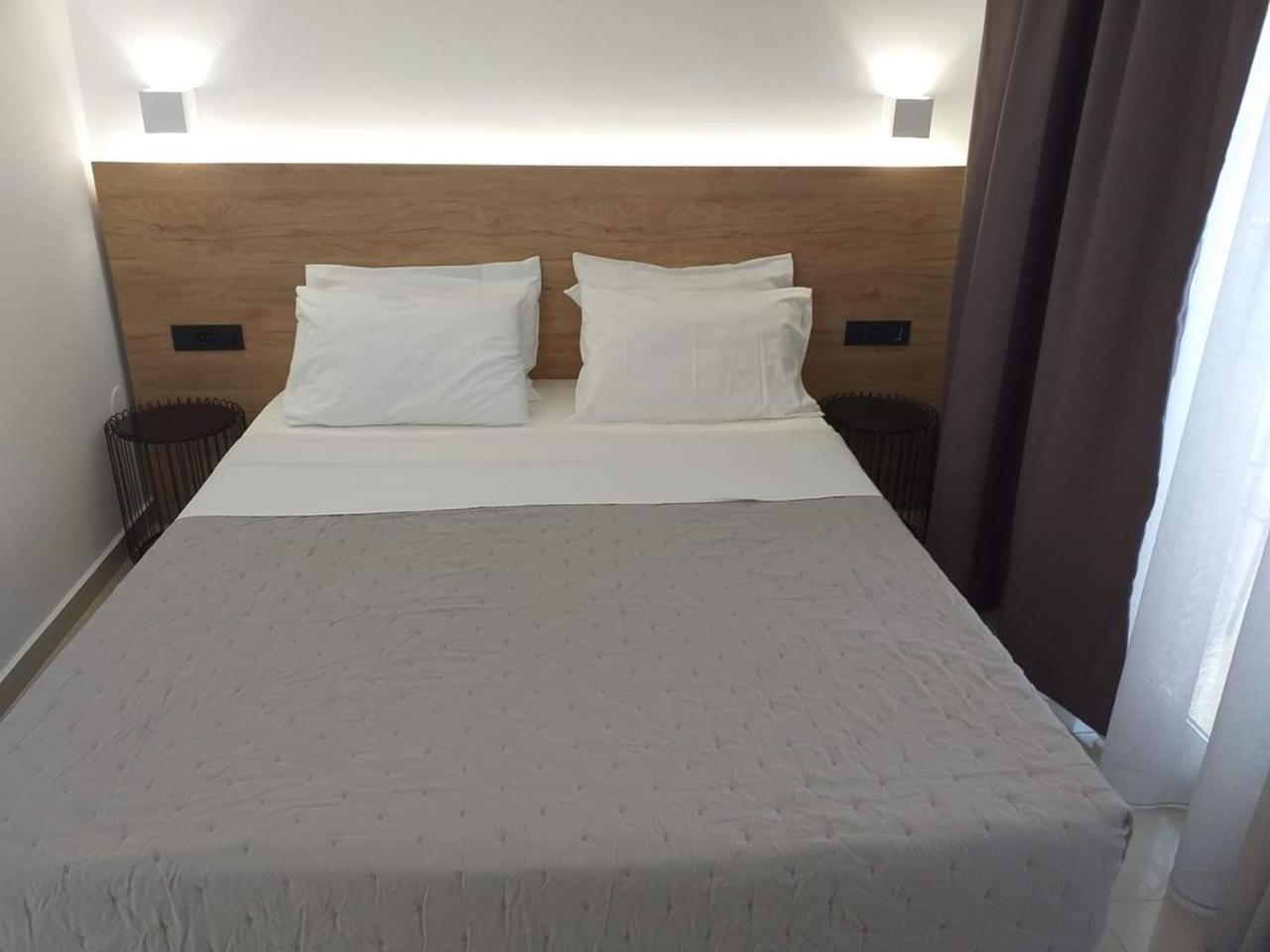 Aestas Apartments Agia Marina  ภายนอก รูปภาพ